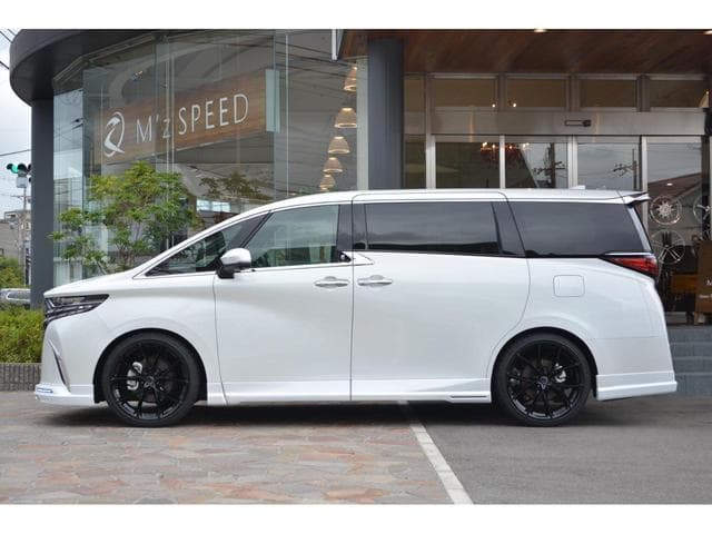 中古車の金利は約７～１０％、ディーラーで約６％前後が一般的ですが、当社では新車低金利実質年率２．９％・最長１２０回払いまで頭金無しでご利用可能です！購入を前提とした事前審査もお気軽にご相談ください。 3