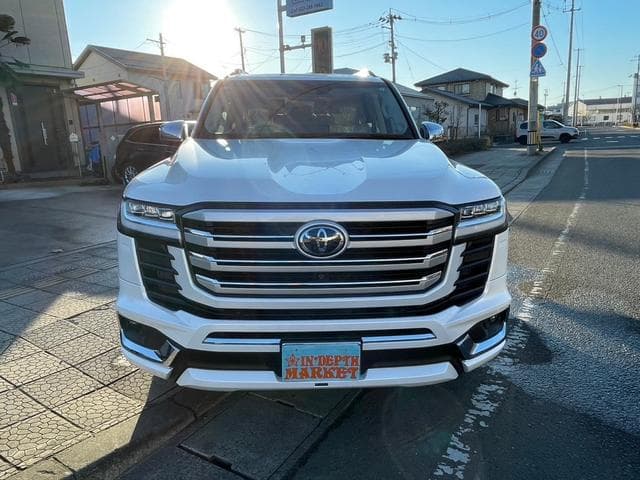 ランドクルーザー ＺＸ　登録済み未使用車　７人乗り　４ＷＤ 0902040A30241208W003 3