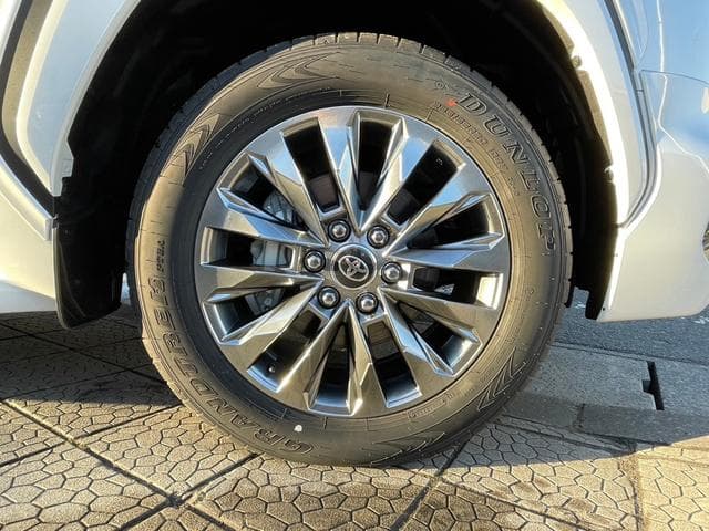 ランドクルーザー ＺＸ　登録済み未使用車　７人乗り　４ＷＤ 0902040A30241208W003 5